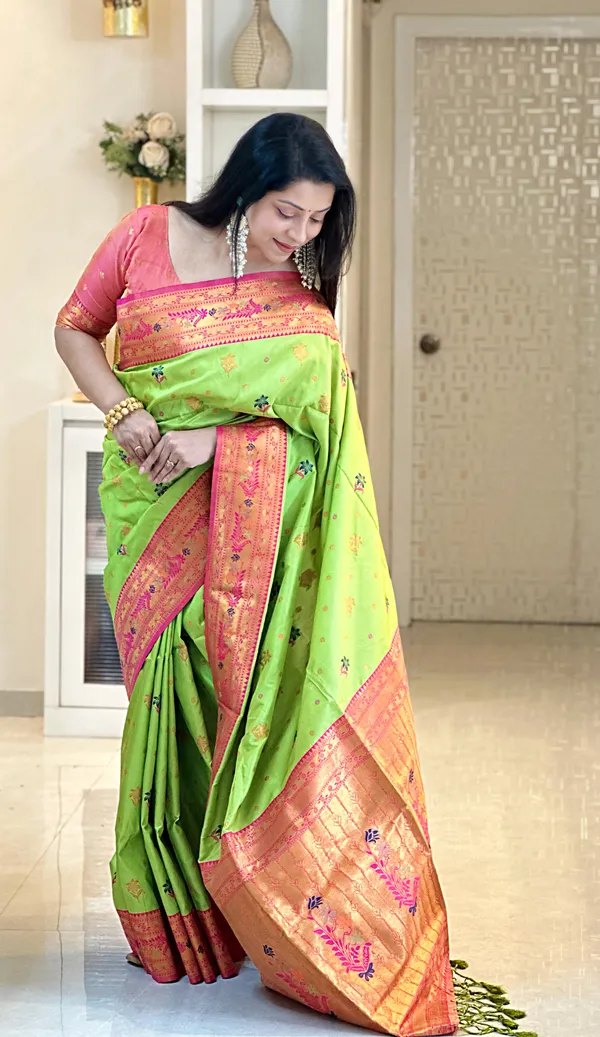 Premium_Soft_Paithani_Silk_sarees_With_Beautiful_Weaving_Pattern_With_Attractive_Rich_Pallu_And_Border_And_Weaving_Blouse_With_Tassels