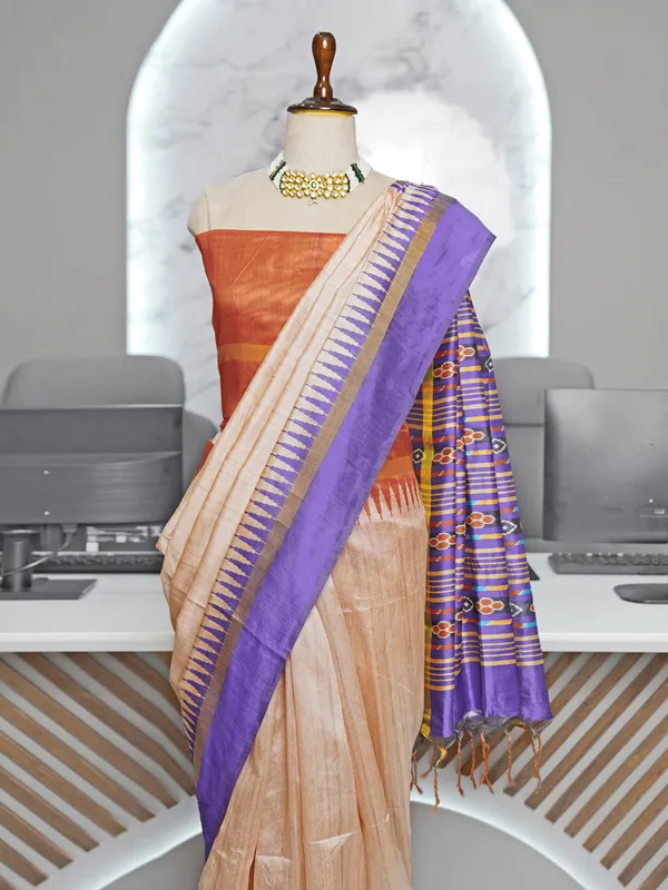 Soft_Tussar_Silk_sarees_with_Beautiful_Digital_Print_With_Attractive_Border_And_Contrast_Print_Blouse_With_Tassels
