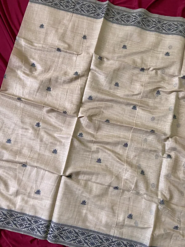 Premium_Soft_Muga_Cotton_sarees_with_Beautiful_Colourfull_3D_Woven_Design_Pallu_With_Attractive_All_Over_Resham_Weaving_Butti_Design_With_Resham_Weaving_Border_And_Running_Blouse_With_Fancy_Tassels