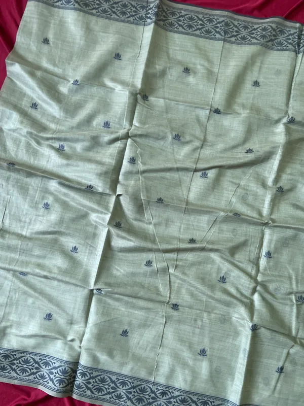 Premium_Soft_Muga_Cotton_sarees_with_Beautiful_Colourfull_3D_Woven_Design_Pallu_With_Attractive_All_Over_Resham_Weaving_Butti_Design_With_Resham_Weaving_Border_And_Running_Blouse_With_Fancy_Tassels
