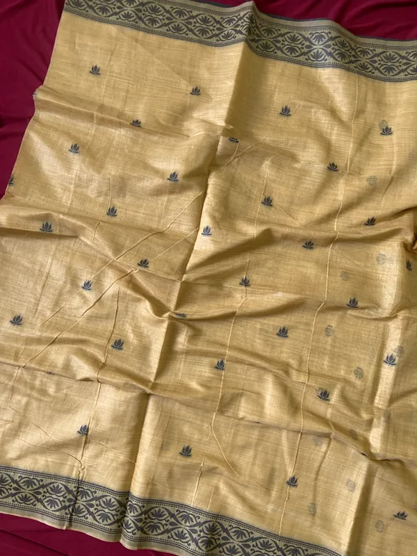 Premium_Soft_Muga_Cotton_sarees_with_Beautiful_Colourfull_3D_Woven_Design_Pallu_With_Attractive_All_Over_Resham_Weaving_Butti_Design_With_Resham_Weaving_Border_And_Running_Blouse_With_Fancy_Tassels