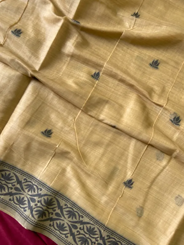 Premium_Soft_Muga_Cotton_sarees_with_Beautiful_Colourfull_3D_Woven_Design_Pallu_With_Attractive_All_Over_Resham_Weaving_Butti_Design_With_Resham_Weaving_Border_And_Running_Blouse_With_Fancy_Tassels