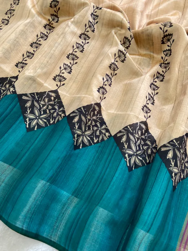 Tanya_Pink_&_Rama_Green_–_Festive_Season_Special_|_Soft_Tussar_Silk_Saree_with_Print,_Border_&_Contrast_Print_Blouse_with_Tassels