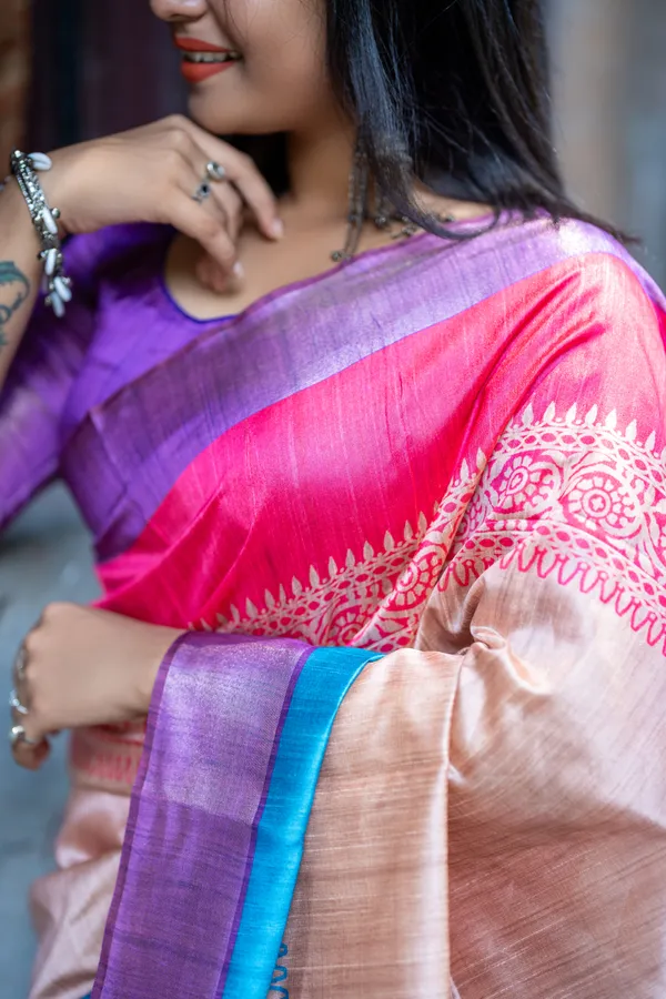 Soft_Tussar_Silk_sarees_with_Beautiful_Print_With_Attractive_Border_And_Contrast_Print_Blouse_With_Tassels