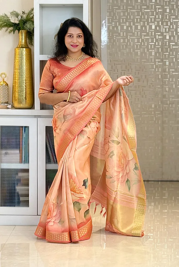 Soft_Tissue_Silk_sarees_with_Beautiful_Digital_Print_With_Attractive_Border_&_Rich_Pallu_With_Sequence_And_Contrast_Print_Blouse_With_Tassels