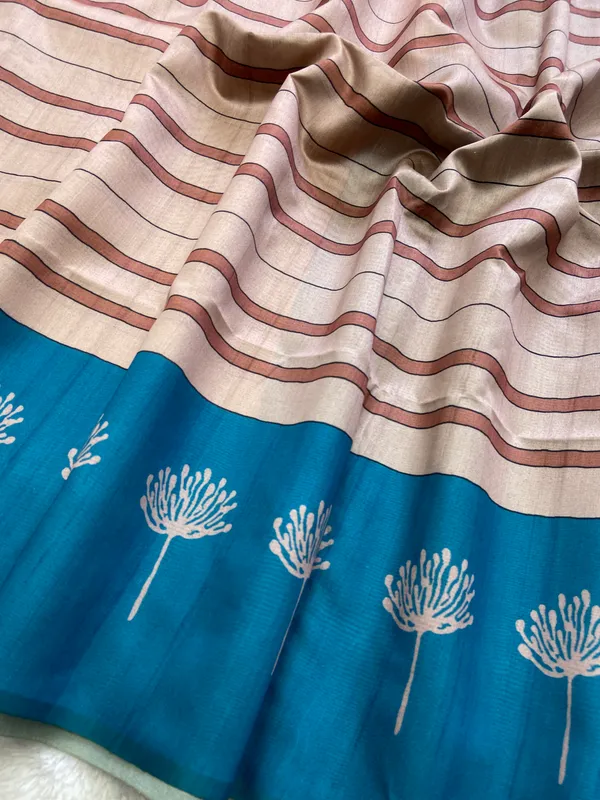 Soft_Tussar_Silk_sarees_with_Beautiful_Digital_Print_With_Attractive_Border_And_Contrast_Print_Blouse_With_Tassels