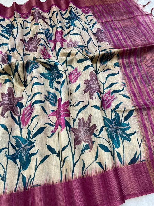 Soft_Tussar_Silk_sarees_with_Beautiful_Digital_Print_With_Attractive_Border_And_Contrast_Print_Blouse_With_Tassels