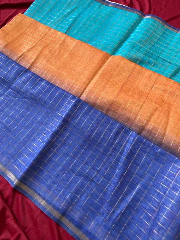 Soft_Semi_Tussar_Silk_sarees_with_Beautiful_Digital_Print_With_Attractive_Border_And_Contrast_Print_Blouse_With_Tassels