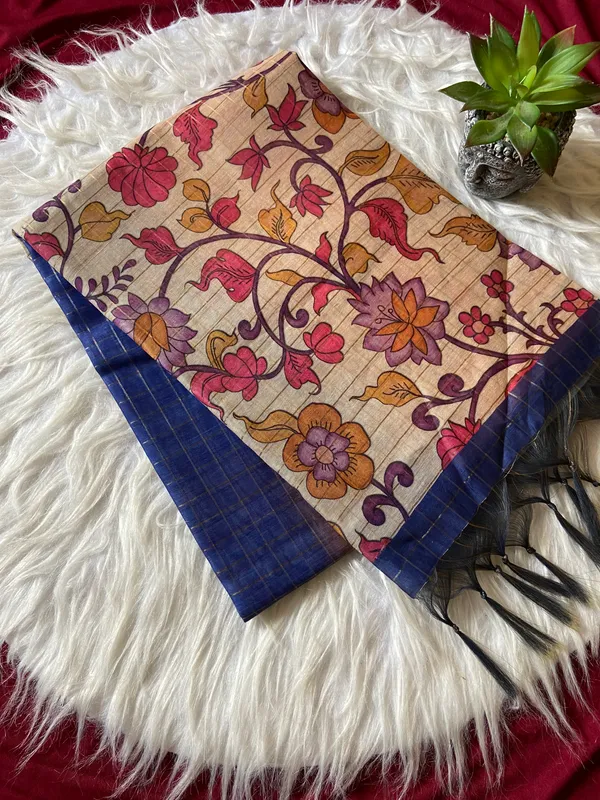 Soft_Semi_Tussar_Silk_sarees_with_Beautiful_Digital_Print_With_Attractive_Border_And_Contrast_Print_Blouse_With_Tassels