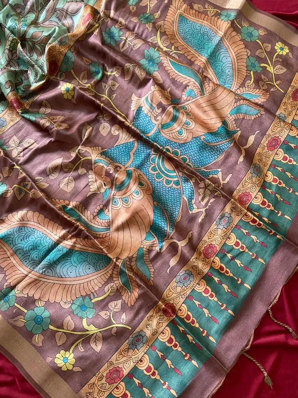 Soft_Tussar_Silk_sarees_with_Beautiful_Digital_Print_With_Attractive_Border_And_Contrast_Print_Blouse_With_Tassels