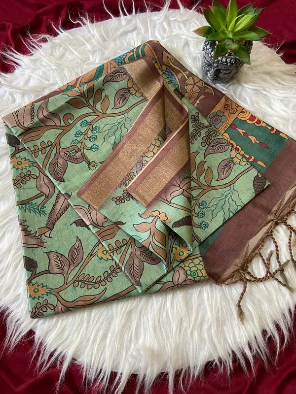 Soft_Tussar_Silk_sarees_with_Beautiful_Digital_Print_With_Attractive_Border_And_Contrast_Print_Blouse_With_Tassels