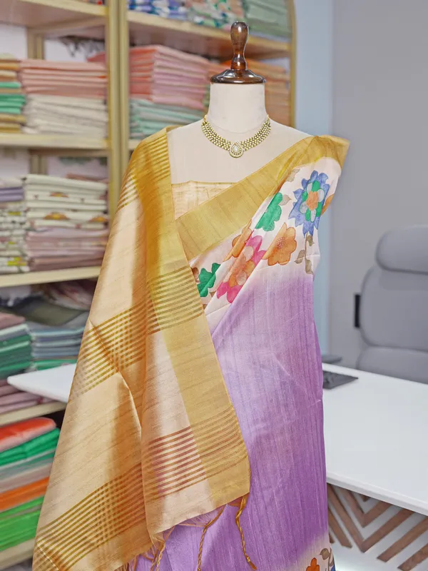 Soft_Tussar_Silk_sarees_with_Beautiful_Digital_Print_With_Attractive_Border_And_Contrast_Print_Blouse_With_Tassels