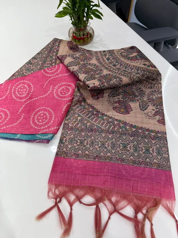 Soft_Semi_Tussar_Silk_sarees_with_Beautiful_Digital_Print_With_Attractive_Border_And_Contrast_Print_Blouse_With_Tassels