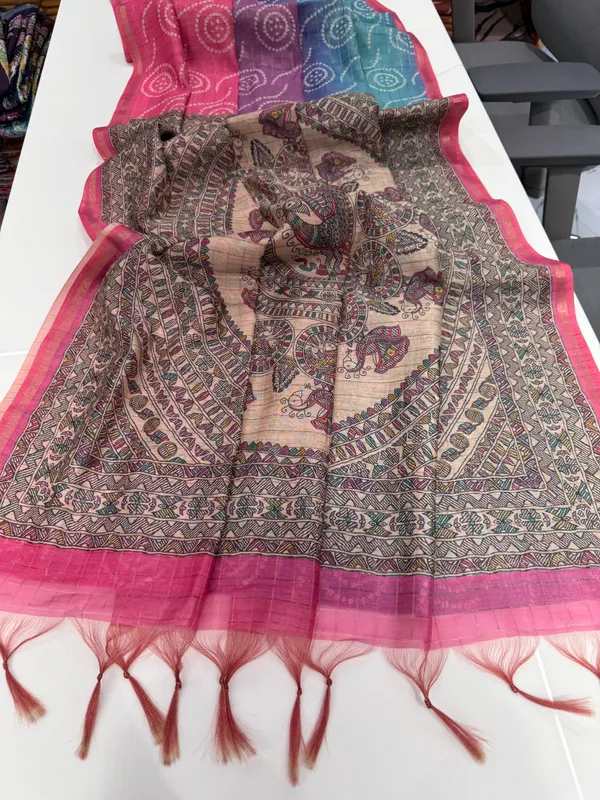 Soft_Semi_Tussar_Silk_sarees_with_Beautiful_Digital_Print_With_Attractive_Border_And_Contrast_Print_Blouse_With_Tassels
