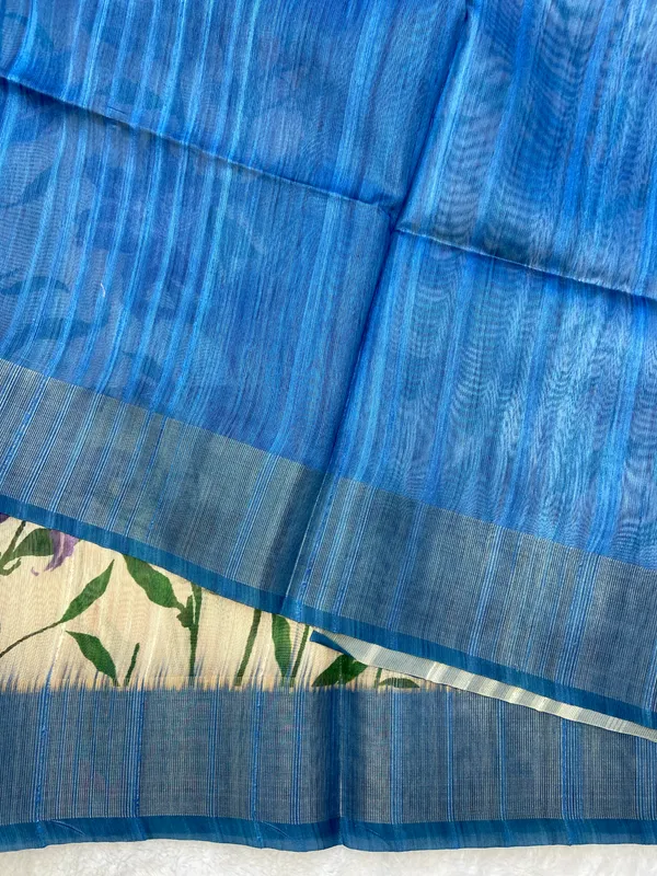Soft_Tussar_Silk_sarees_with_Beautiful_Digital_Print_With_Attractive_Border_And_Contrast_Print_Blouse_With_Tassels