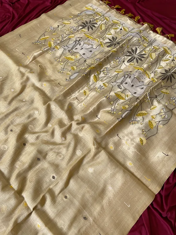 Pallavi_Cream_–_Cow_Pallu_Wedding_Special_|_Premium_Soft_Muga_Cotton_Paithani_Saree_with_Colourful_3D_Woven_Cow_Design_Pallu