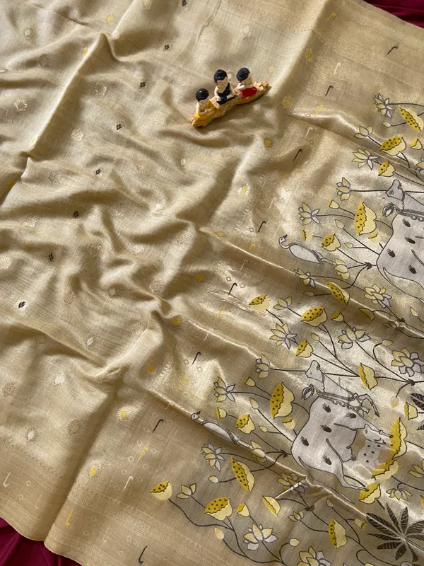 Pallavi_Cream_–_Cow_Pallu_Wedding_Special_|_Premium_Soft_Muga_Cotton_Paithani_Saree_with_Colourful_3D_Woven_Cow_Design_Pallu