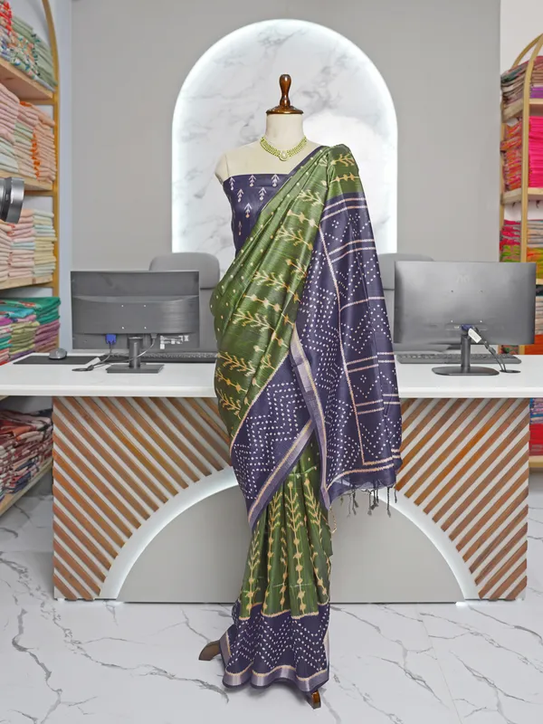 Soft_Tussar_Silk_sarees_with_Beautiful_Digital_Print_With_Attractive_Border_And_Contrast_Print_Blouse_With_Tassels