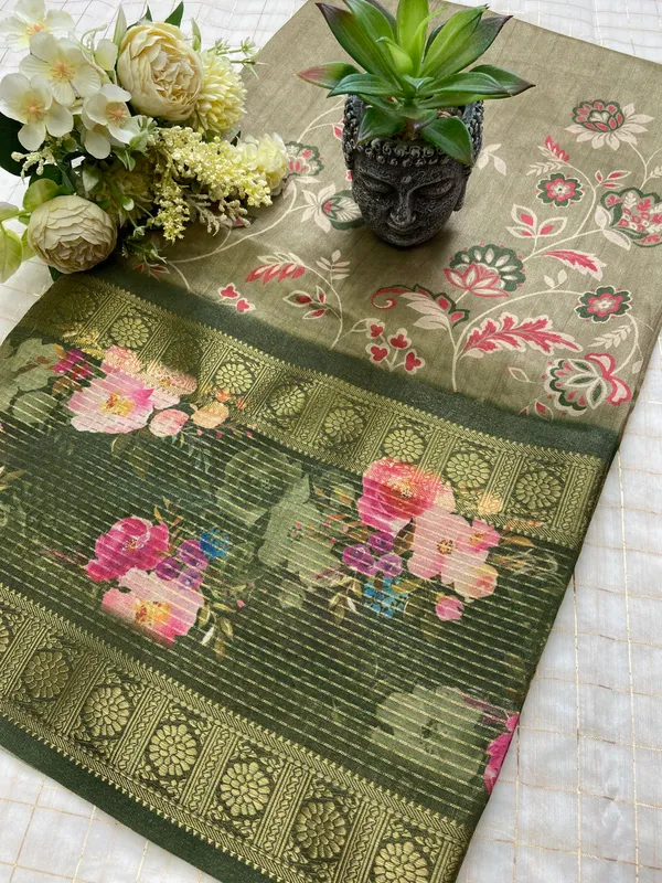 Soft_Maheshwari_Tissue_Silk_sarees_with_Beautiful_Digital_Print_With_Attractive_Border_&_Rich_Pallu_With_Sequence_And_Contrast_Print_Blouse_With_Tassels