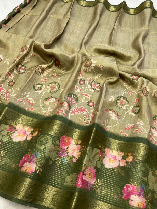 Soft_Maheshwari_Tissue_Silk_sarees_with_Beautiful_Digital_Print_With_Attractive_Border_&_Rich_Pallu_With_Sequence_And_Contrast_Print_Blouse_With_Tassels