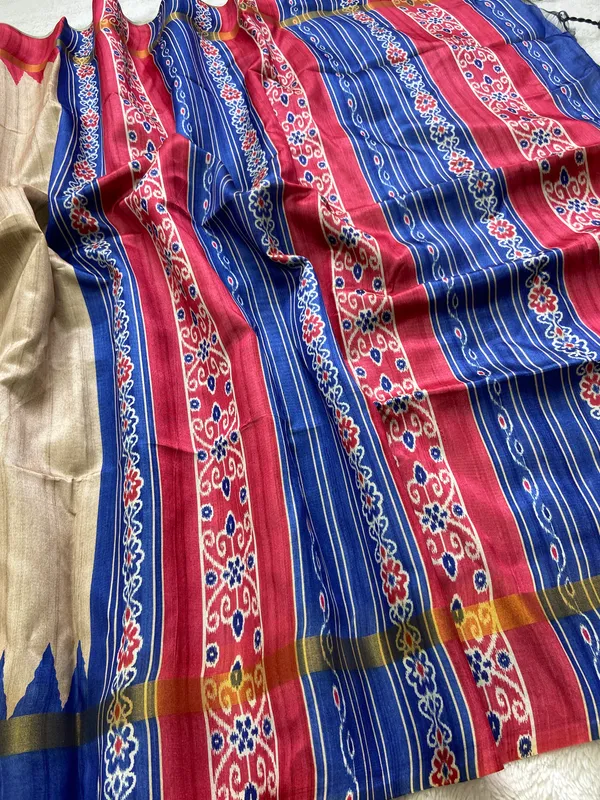 Soft_Tussar_Silk_sarees_with_Beautiful_Print_With_Attractive_Border_And_Contrast_Print_Blouse_With_Tassels