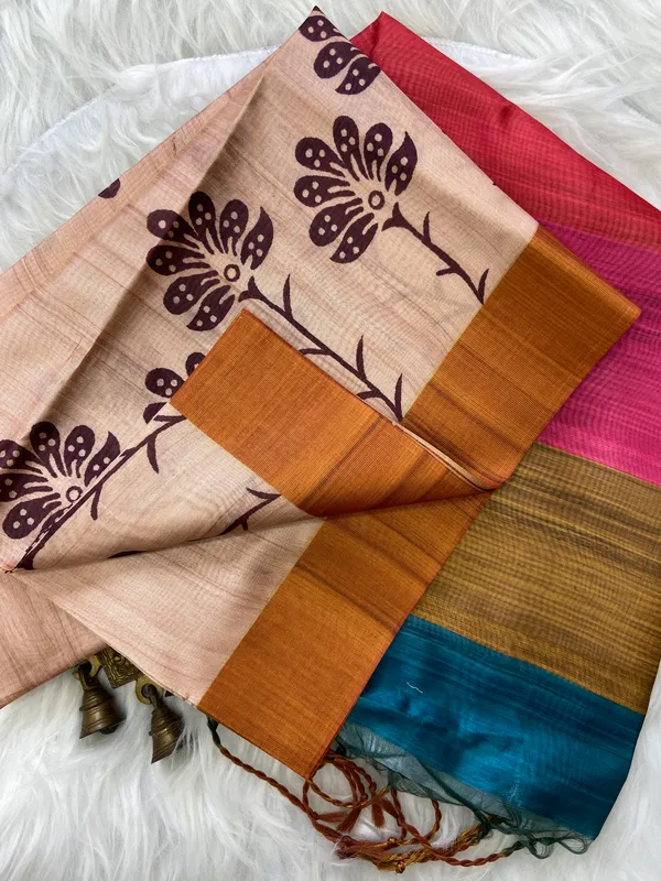 Ziana_Orange_–_Diwali_Special_|_Soft_Tussar_Silk_Saree_with_Print,_Border_&_Contrast_Print_Blouse_with_Tassels