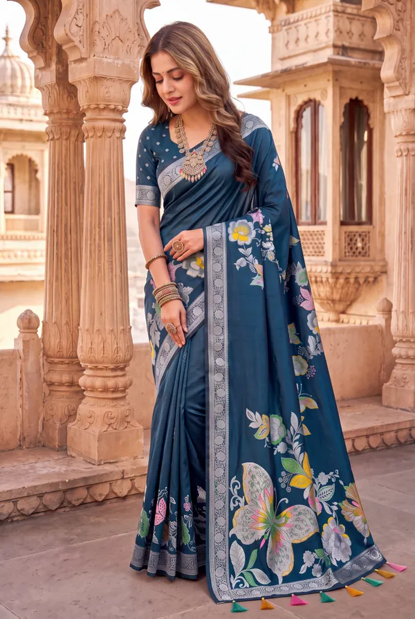 Titli_Rama_Green_–_Butterfly_Navratri_Special_|_Soft_Silk_Saree_with_Woven_Zari_Work,_Butterfly_Design_Saree_&_Running_Blouse_with_Tassels