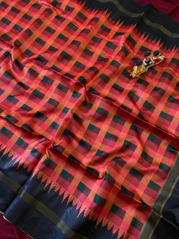 Soft_Tussar_Silk_sarees_with_Beautiful_Digital_Print_With_Attractive_Border_And_Contrast_Print_Blouse_With_Tassels