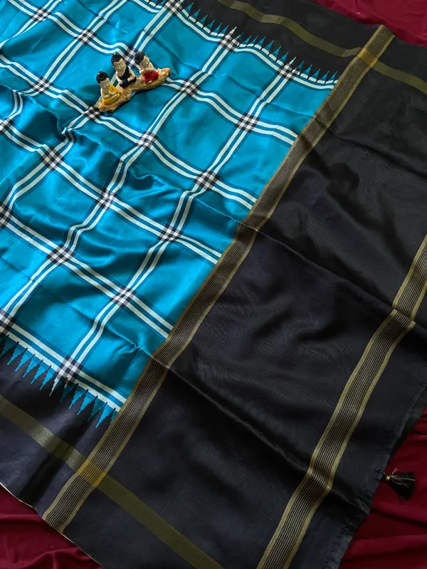 Soft_Tussar_Silk_sarees_with_Beautiful_Digital_Print_With_Attractive_Border_And_Contrast_Print_Blouse_With_Tassels