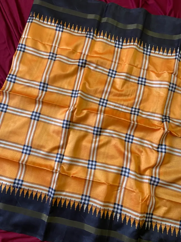 Soft_Tussar_Silk_sarees_with_Beautiful_Digital_Print_With_Attractive_Border_And_Contrast_Print_Blouse_With_Tassels