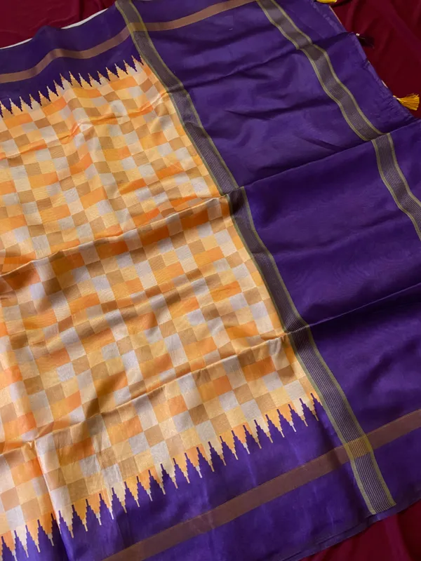 Soft_Tussar_Silk_sarees_with_Beautiful_Digital_Print_With_Attractive_Border_And_Contrast_Print_Blouse_With_Tassels