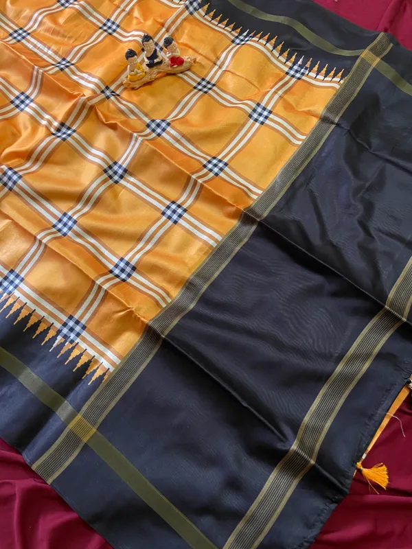 Soft_Tussar_Silk_sarees_with_Beautiful_Digital_Print_With_Attractive_Border_And_Contrast_Print_Blouse_With_Tassels