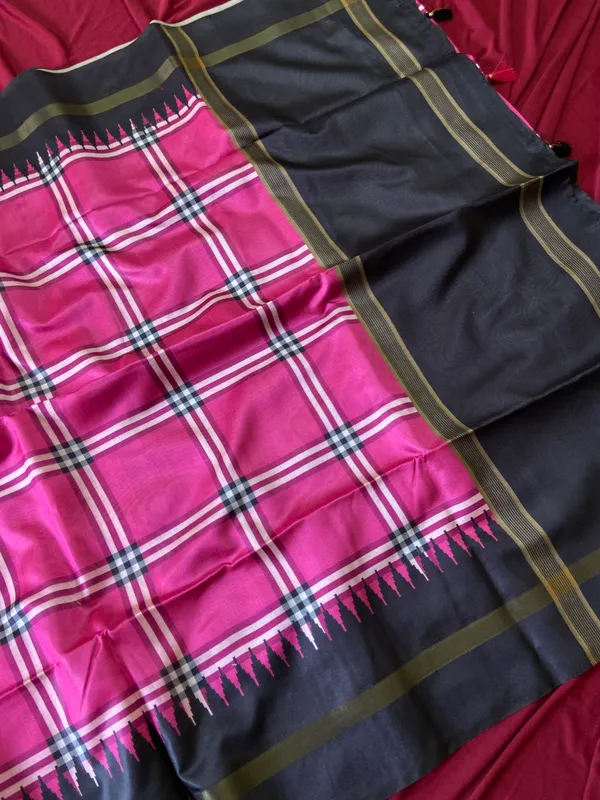Soft_Tussar_Silk_sarees_with_Beautiful_Digital_Print_With_Attractive_Border_And_Contrast_Print_Blouse_With_Tassels