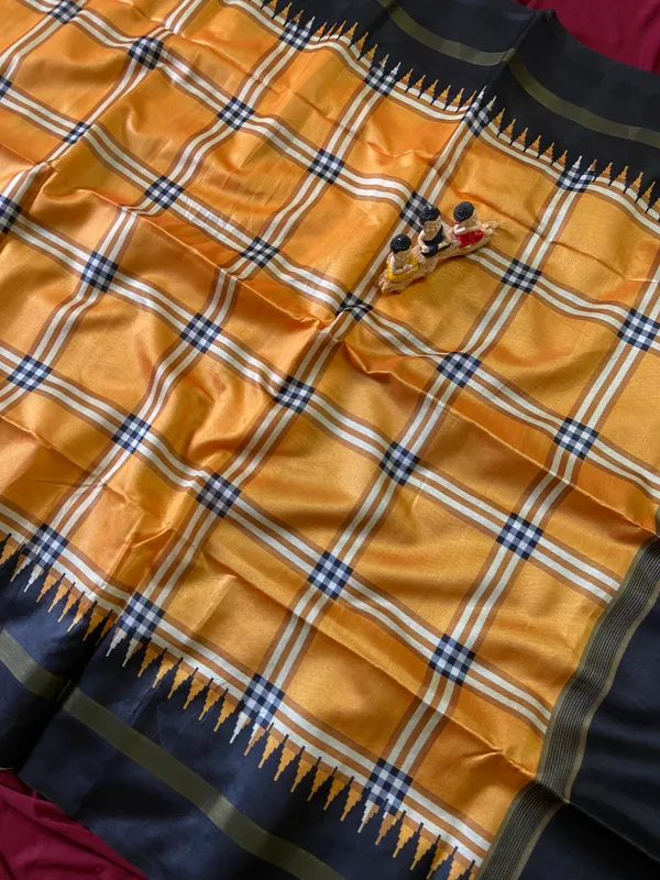 Soft_Tussar_Silk_sarees_with_Beautiful_Digital_Print_With_Attractive_Border_And_Contrast_Print_Blouse_With_Tassels