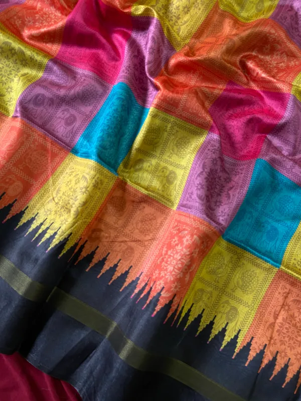 Soft_Tussar_Silk_sarees_with_Beautiful_Digital_Print_With_Attractive_Border_And_Contrast_Print_Blouse_With_Tassels