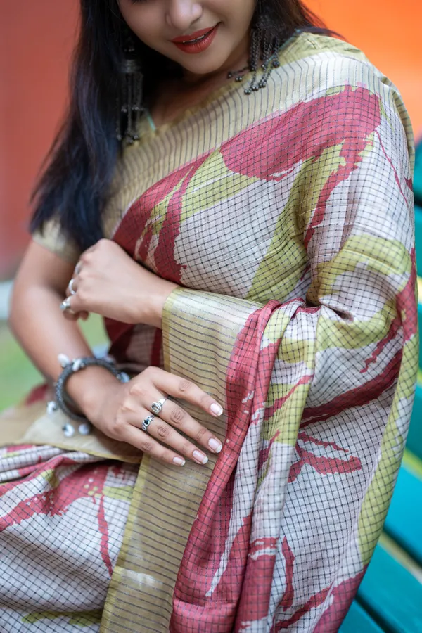 Soft_Tussar_Silk_sarees_with_Beautiful_Digital_Print_With_Attractive_Checks_Design_Saree_And_Digital_Print_Blouse_With_Tassels