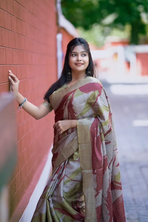 Soft_Tussar_Silk_sarees_with_Beautiful_Digital_Print_With_Attractive_Checks_Design_Saree_And_Digital_Print_Blouse_With_Tassels