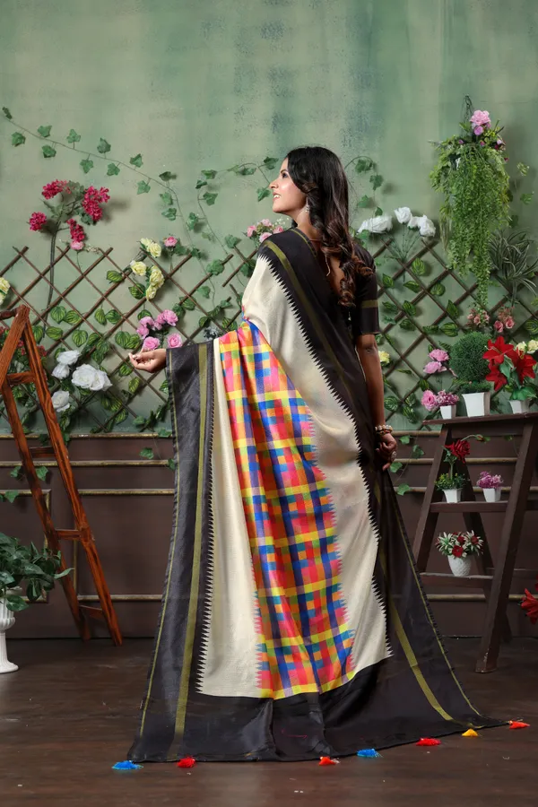 Soft_Tussar_Silk_sarees_with_Beautiful_Digital_Print_With_Attractive_Border_And_Contrast_Print_Blouse_With_Tassels