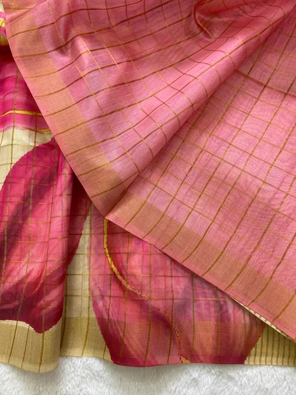 Garima_Cream_–_Dignified_Aesthetic_Edit_for_You_|_Soft_Tussar_Silk_Saree_with_Print,_Border_&_Contrast_Print_Blouse_with_Tassels