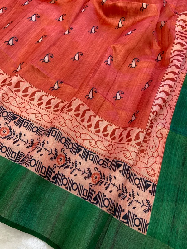 Soft_Tussar_Silk_sarees_with_Beautiful_Print_With_Attractive_Border_And_Contrast_Print_Blouse_With_Tassels