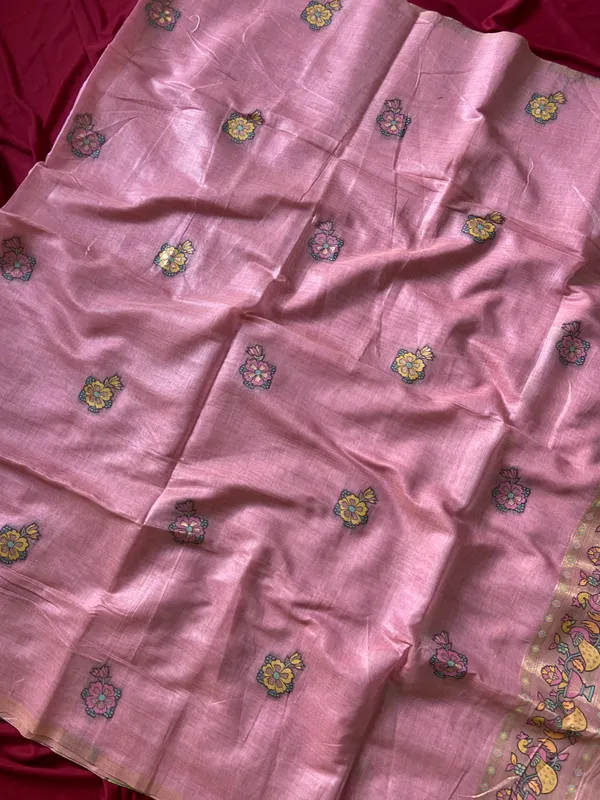Swan_Neon_Pink_–_Swan_Motif_Wedding_Special_|_Premium_Soft_Muga_Cotton_Paithani_Saree_with_Weaving_Design_Featuring_Jungle_Theme_&_Swan_Motifs_Pallu