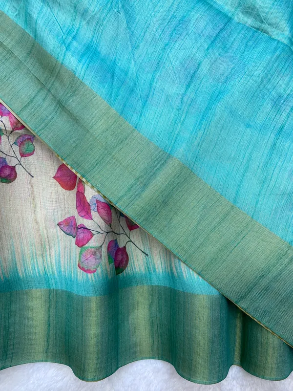 Divisha_Rama_Green_–_Navratri_Special_|_Soft_Tussar_Silk_Saree_with_Print,_Border_&_Contrast_Print_Blouse_with_Tassels