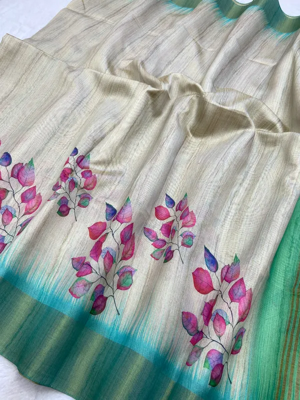 Divisha_Rama_Green_–_Navratri_Special_|_Soft_Tussar_Silk_Saree_with_Print,_Border_&_Contrast_Print_Blouse_with_Tassels