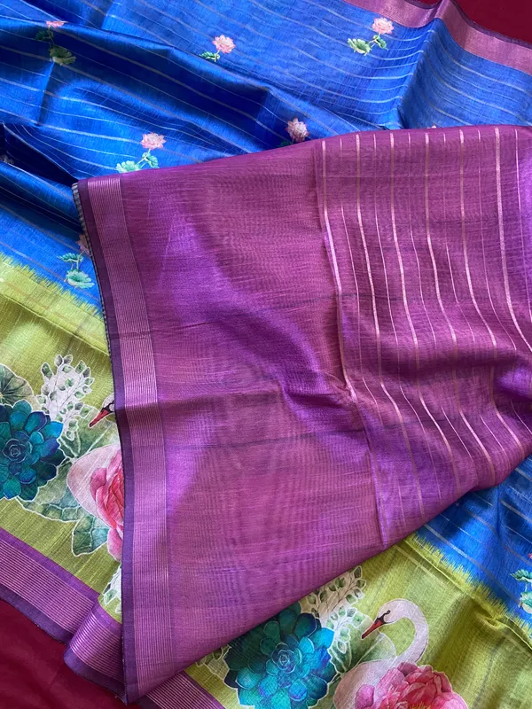 Soft_Semi_Tussar_Silk_sarees_with_Beautiful_Digital_Print_With_Attractive_Border_And_Contrast_Print_Blouse_With_Tassels