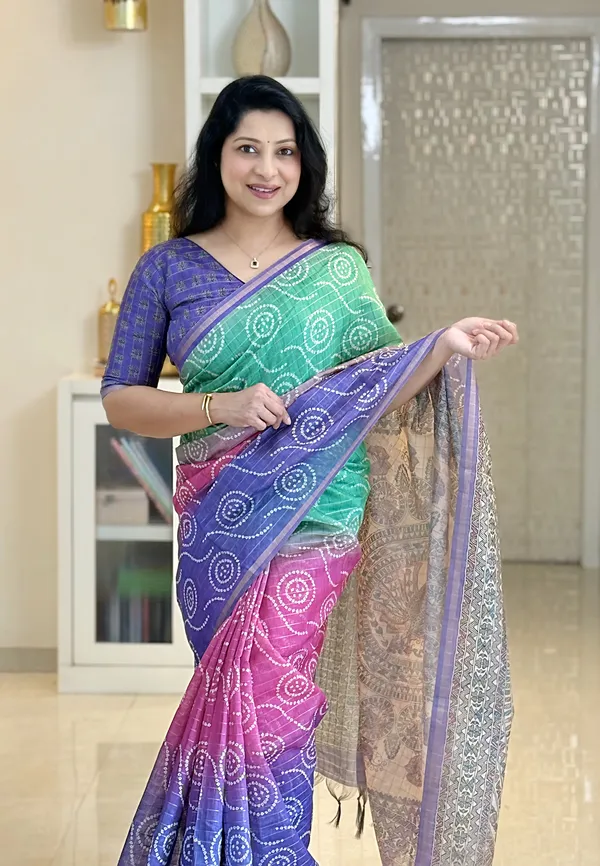 Soft_Semi_Tussar_Silk_sarees_with_Beautiful_Digital_Print_With_Attractive_Border_And_Contrast_Print_Blouse_With_Tassels