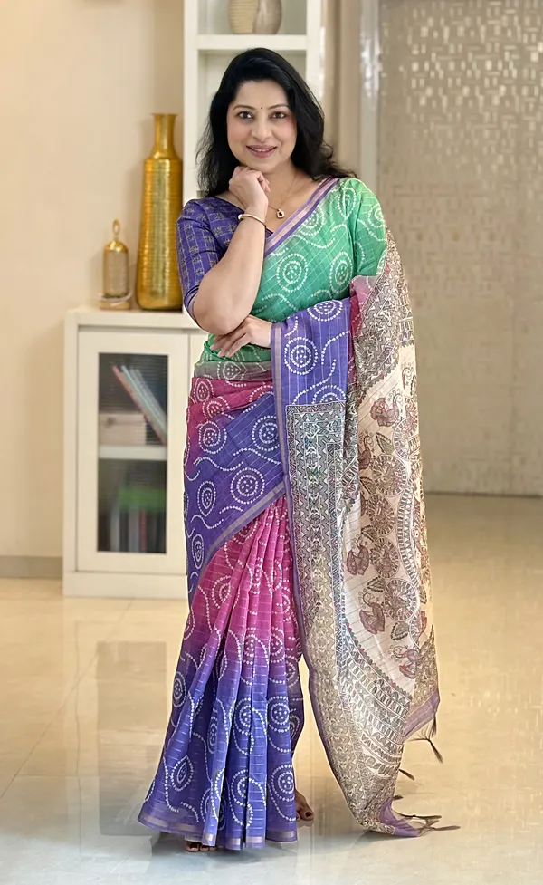 Soft_Semi_Tussar_Silk_sarees_with_Beautiful_Digital_Print_With_Attractive_Border_And_Contrast_Print_Blouse_With_Tassels