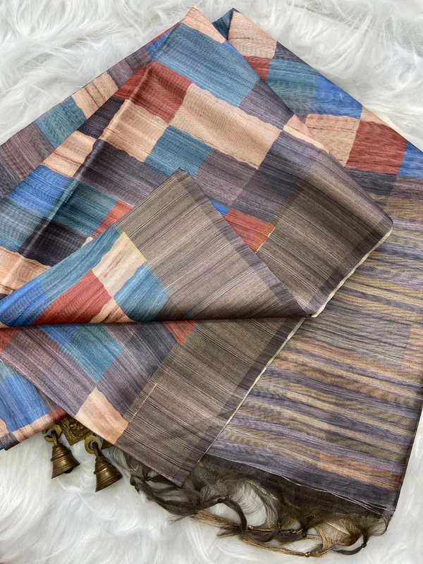 Charita_Grey_–_Aesthetic_Edit_for_You_|_Soft_Tussar_Silk_Saree_with_Print,_Border_&_Contrast_Print_Blouse_with_Tassels
