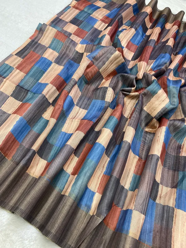 Charita_Grey_–_Aesthetic_Edit_for_You_|_Soft_Tussar_Silk_Saree_with_Print,_Border_&_Contrast_Print_Blouse_with_Tassels