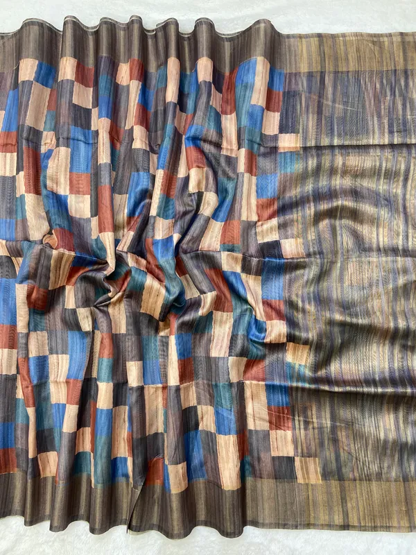 Charita_Grey_–_Aesthetic_Edit_for_You_|_Soft_Tussar_Silk_Saree_with_Print,_Border_&_Contrast_Print_Blouse_with_Tassels