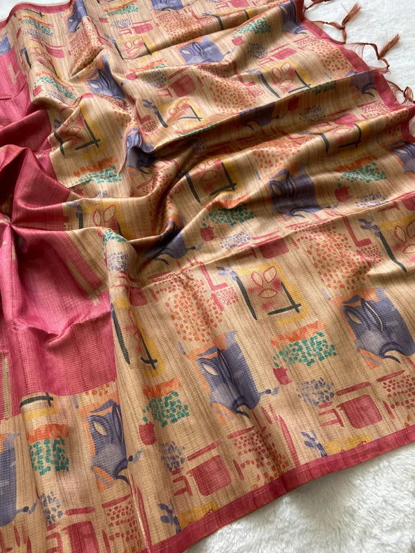 Soft_Tussar_Silk_sarees_with_Beautiful_Print_With_Attractive_Pallu_And_Contrast_Print_Blouse_With_Tassels